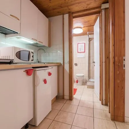 Romeathome146 - Monti Řím