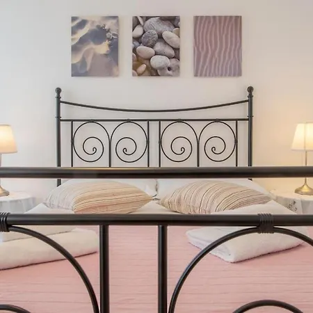 Apartmán Romeathome146 - Monti *