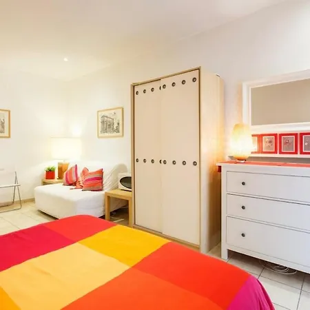 Romeathome146 - Monti *